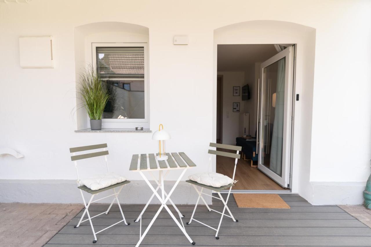Peter Apartments - Apartment Mit Eigenem Eingang I 30Qm I Zentrale Lage I Bad I Kueche I Terrasse I Tv Fulda Bagian luar foto